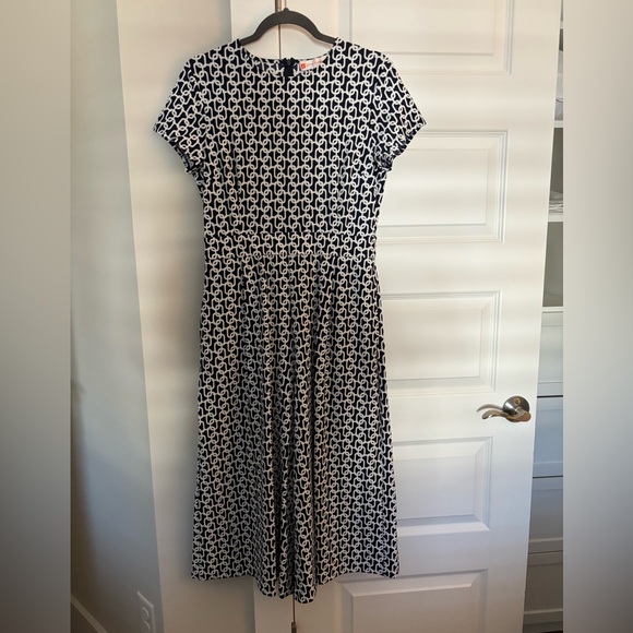 Jude Connally Dresses & Skirts - Jude Connally Navy and White Geometric Jumper